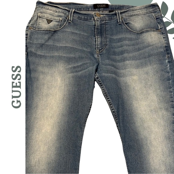 Guess Jeans Men’s Vermont Slim Fit | Size 38 x 30 Blue Denim Light Wash - Picture 3 of 7